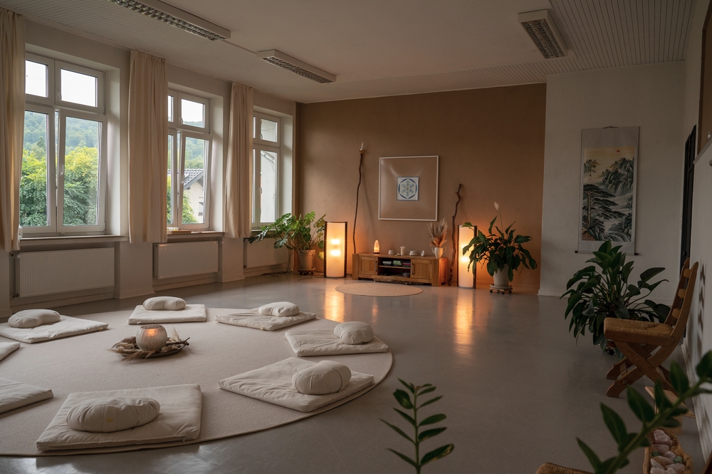 Meditation leerer Raum 1